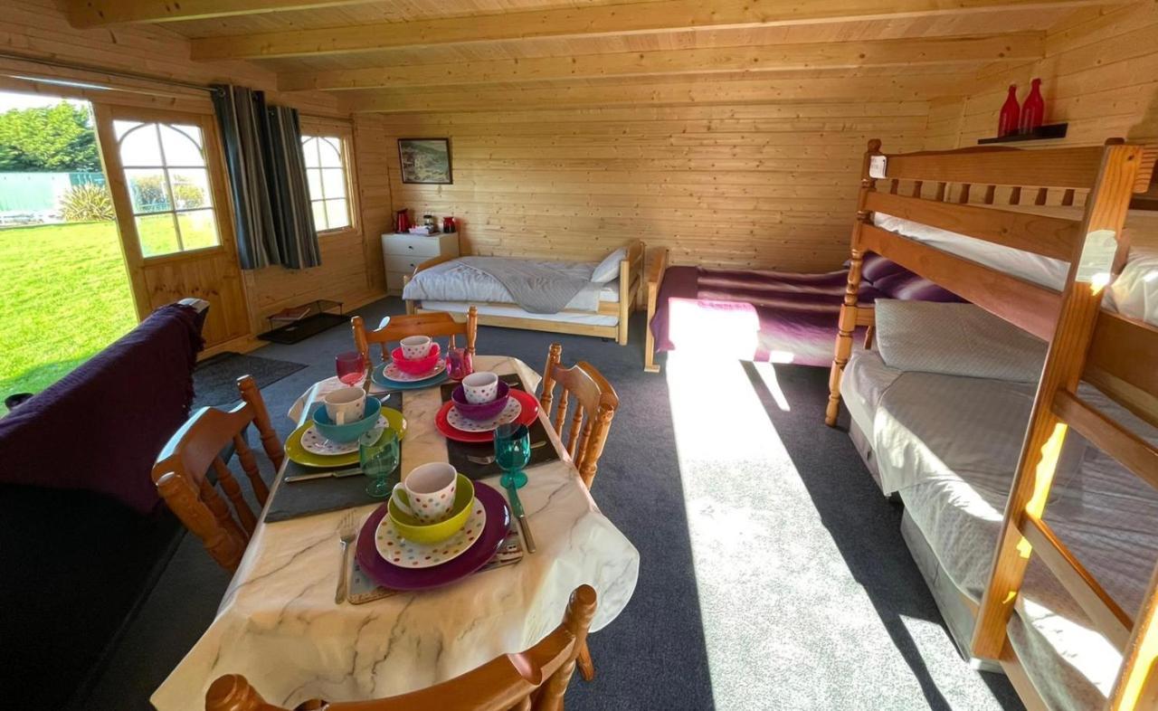 Coutts Glamping Hotel Wadebridge Bagian luar foto
