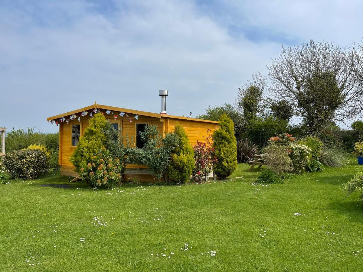 Coutts Glamping Hotel Wadebridge Bagian luar foto