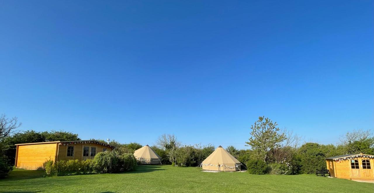 Coutts Glamping Hotel Wadebridge Bagian luar foto
