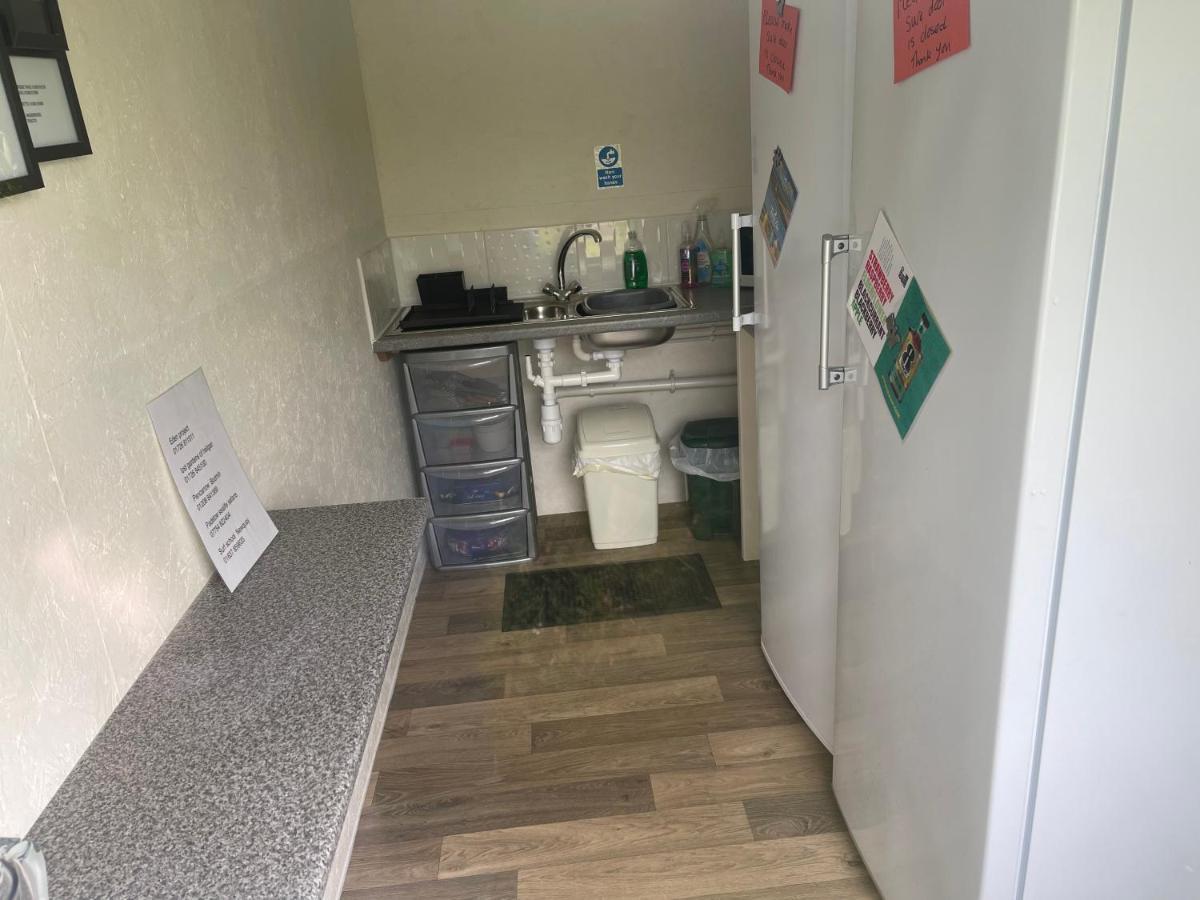 Coutts Glamping Hotel Wadebridge Bagian luar foto