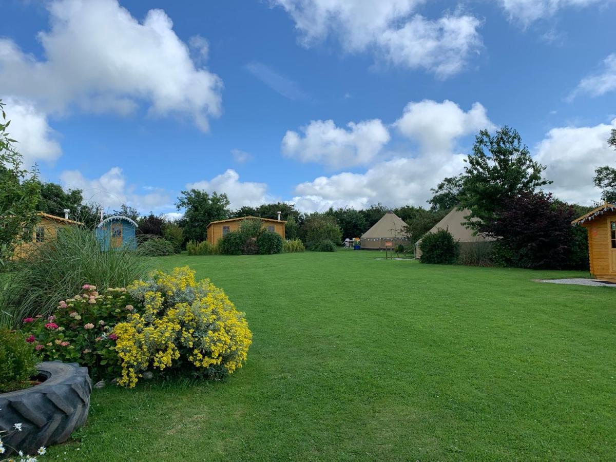 Coutts Glamping Hotel Wadebridge Bagian luar foto