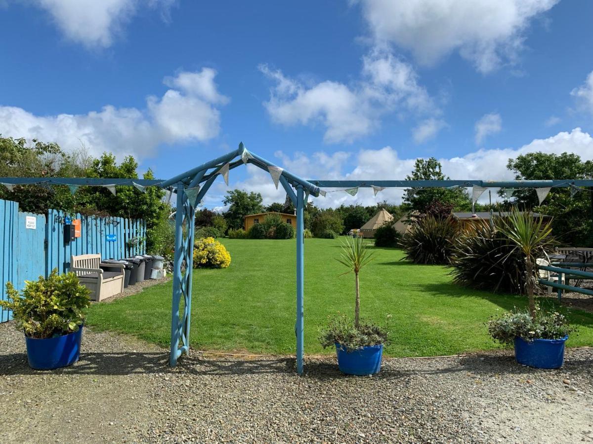 Coutts Glamping Hotel Wadebridge Bagian luar foto