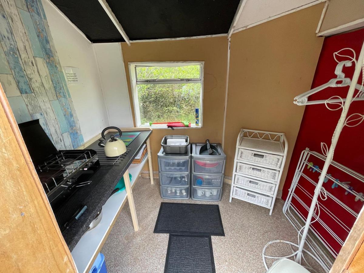 Coutts Glamping Hotel Wadebridge Bagian luar foto
