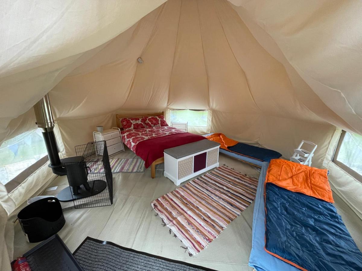 Coutts Glamping Hotel Wadebridge Bagian luar foto