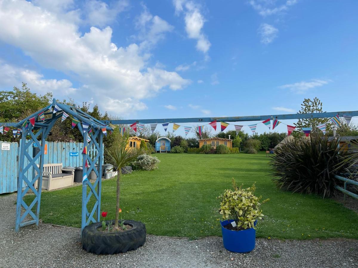 Coutts Glamping Hotel Wadebridge Bagian luar foto