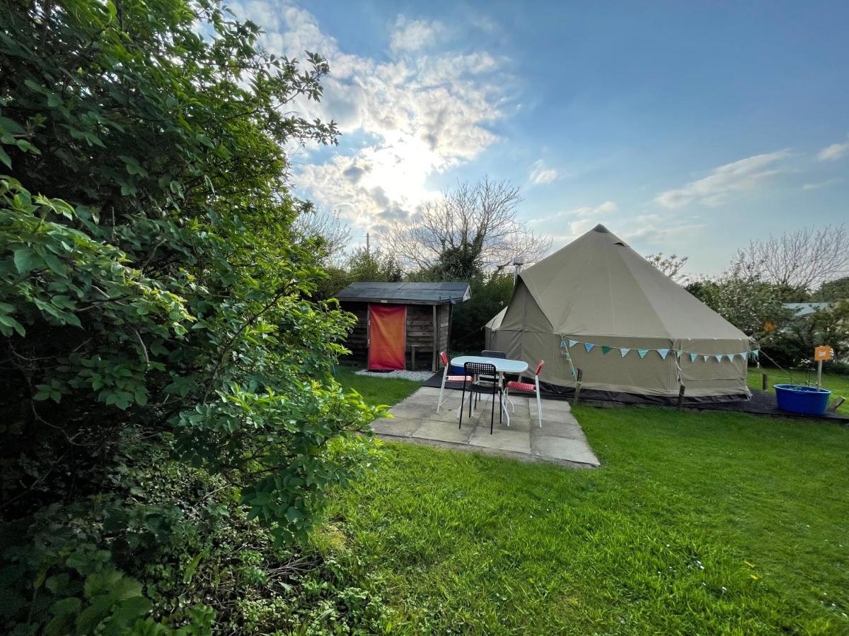 Coutts Glamping Hotel Wadebridge Bagian luar foto