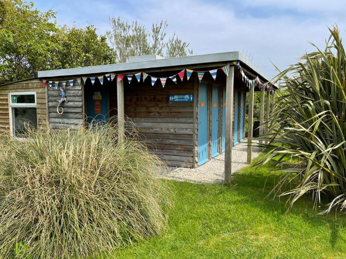 Coutts Glamping Hotel Wadebridge Bagian luar foto