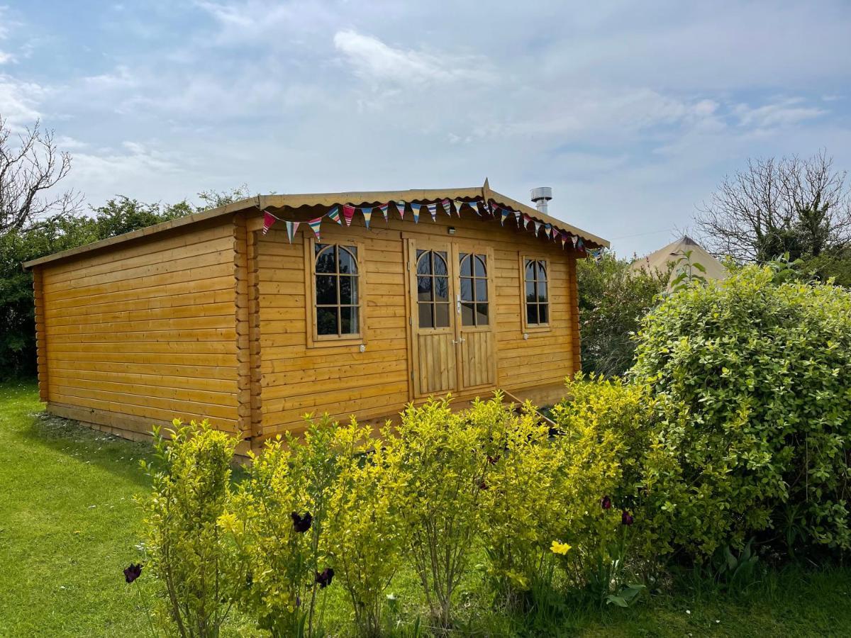 Coutts Glamping Hotel Wadebridge Bagian luar foto